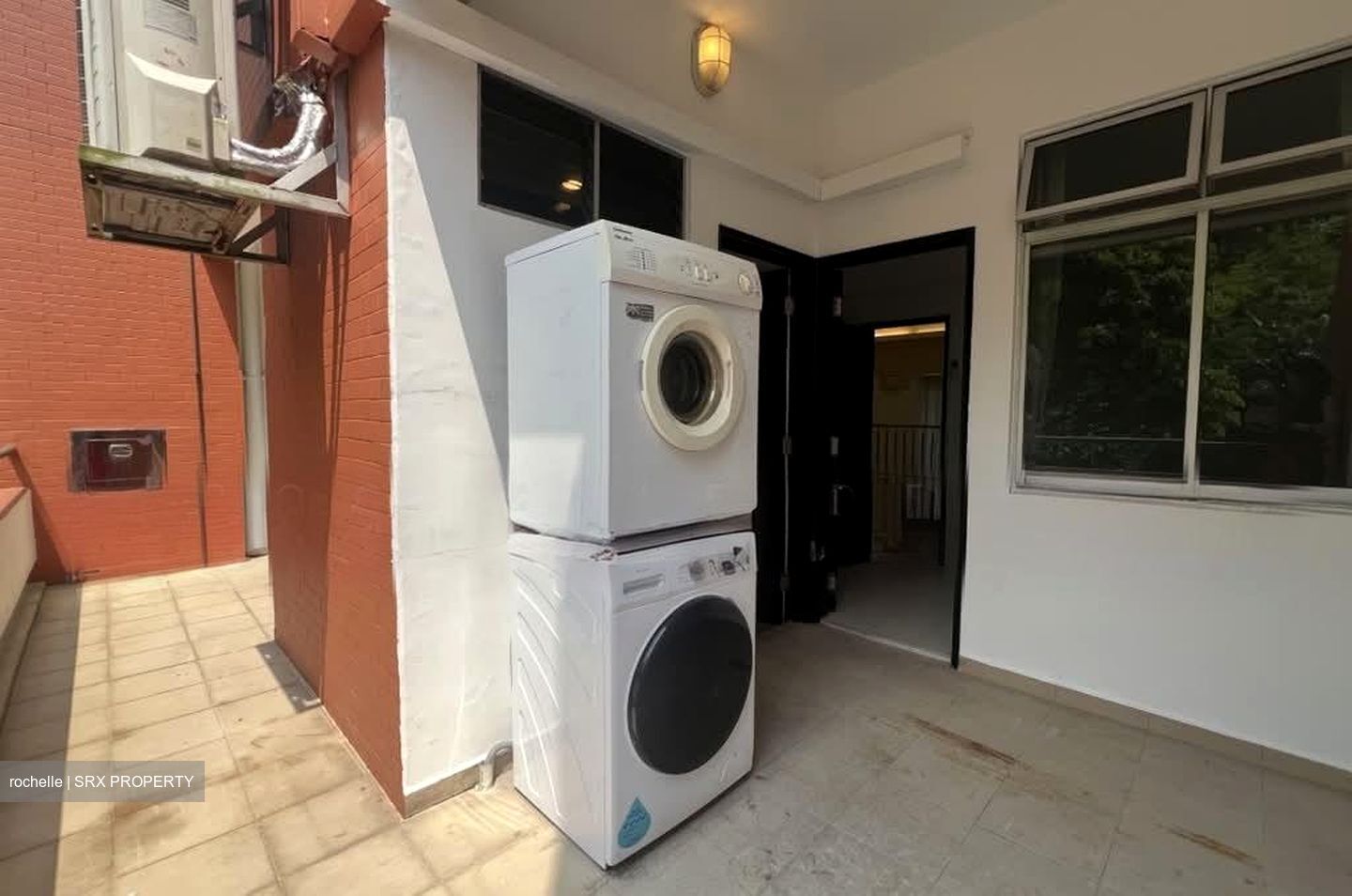 Watten Estate Condominium (D11), Condominium #557971771
